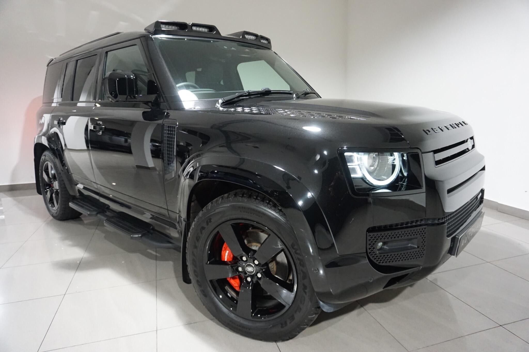 Land Rover Defender 110 3.0 D350 MHEV X-Dynamic SE SUV 5dr Diesel Auto 4WD Euro 6 (s/s) (350 ps)